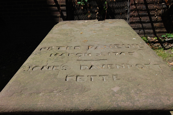 Peter Faneuil Burial Site - The Old Granary Burial Ground