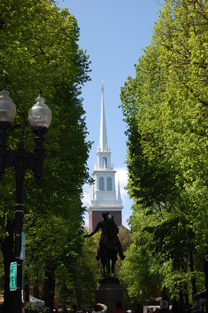 Old North Church - Paul Revere Statue