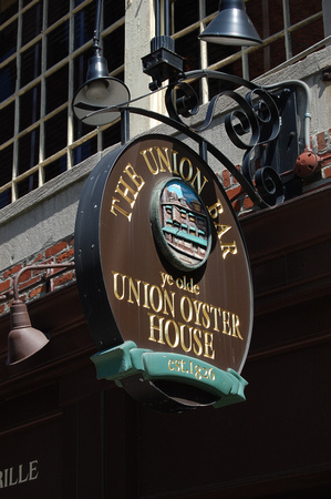 The Olde Union Oyster House